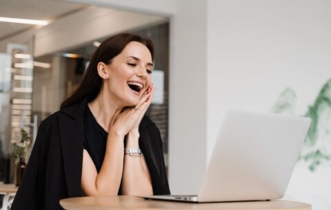 Aplicación de Inteligencia artificial en Canva