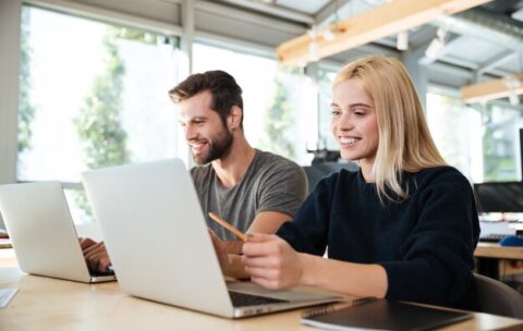 Recomendaciones Personalizadas para Nuevos Usuarios en Q-Commerce Aprendizaje Jerárquico entre Dominios.